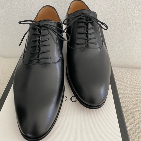 Gucci Other - GUCCI Leather Oxfords